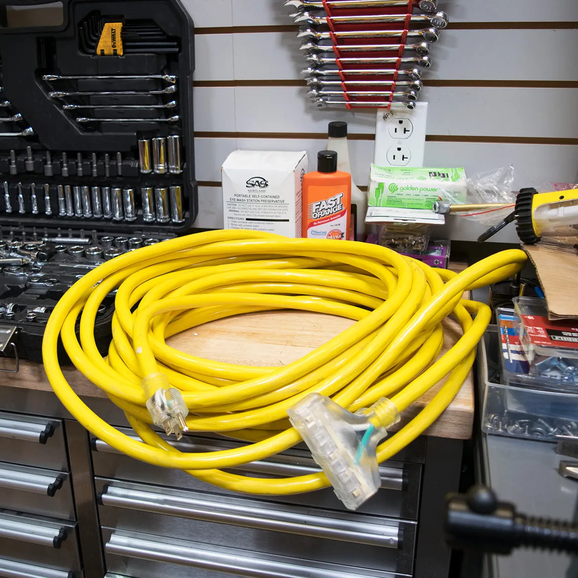 100-Foot 10 Gauge Triple Tap Extension Power Cord