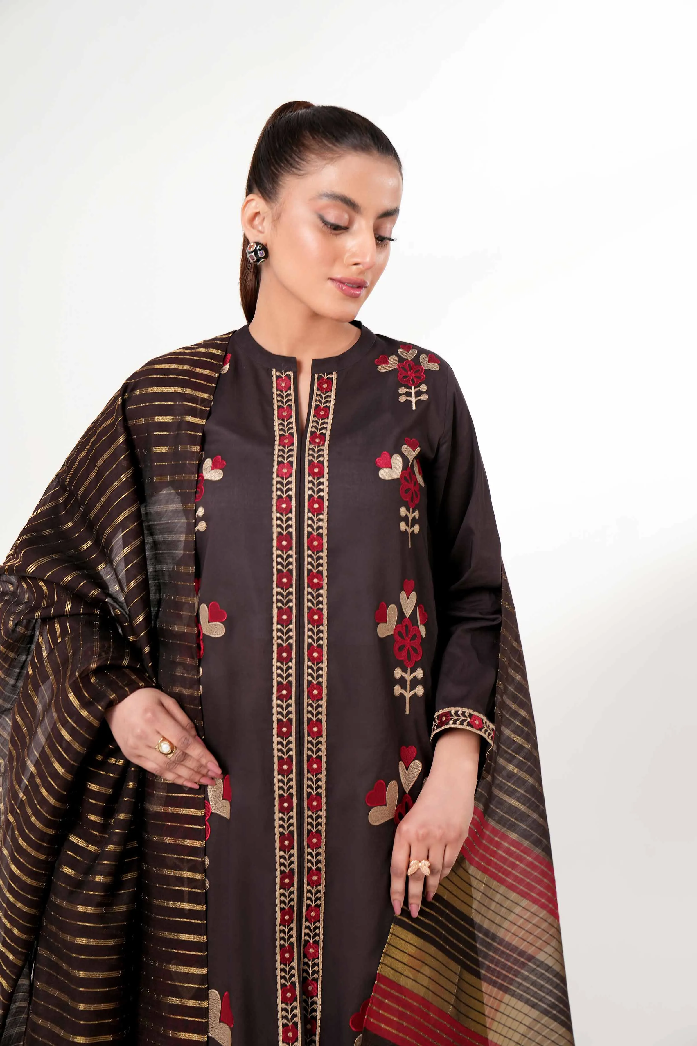 2 Piece - Embroidered Suit - PE24-45