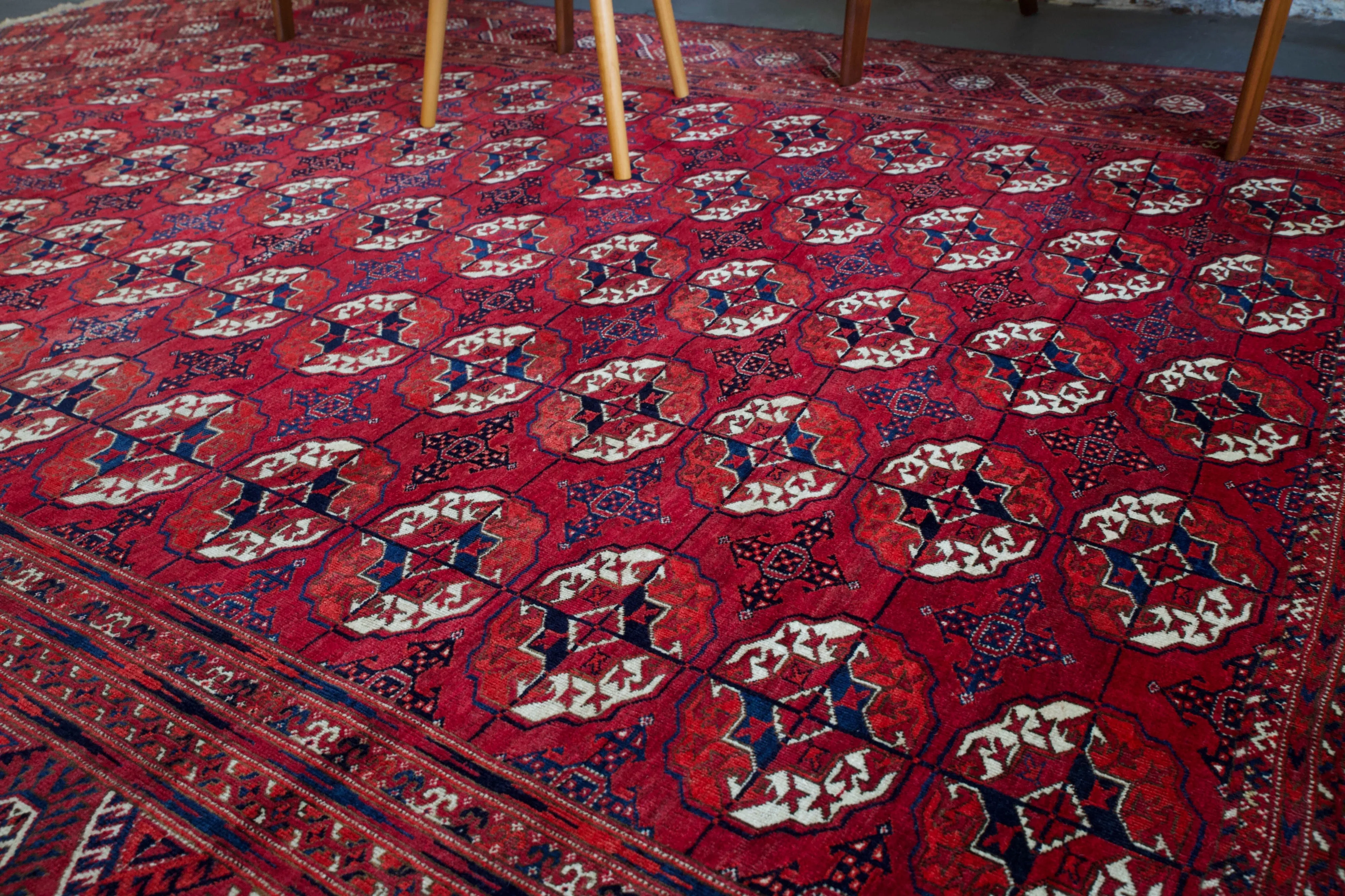 Antique Tekke Turkmen Rug