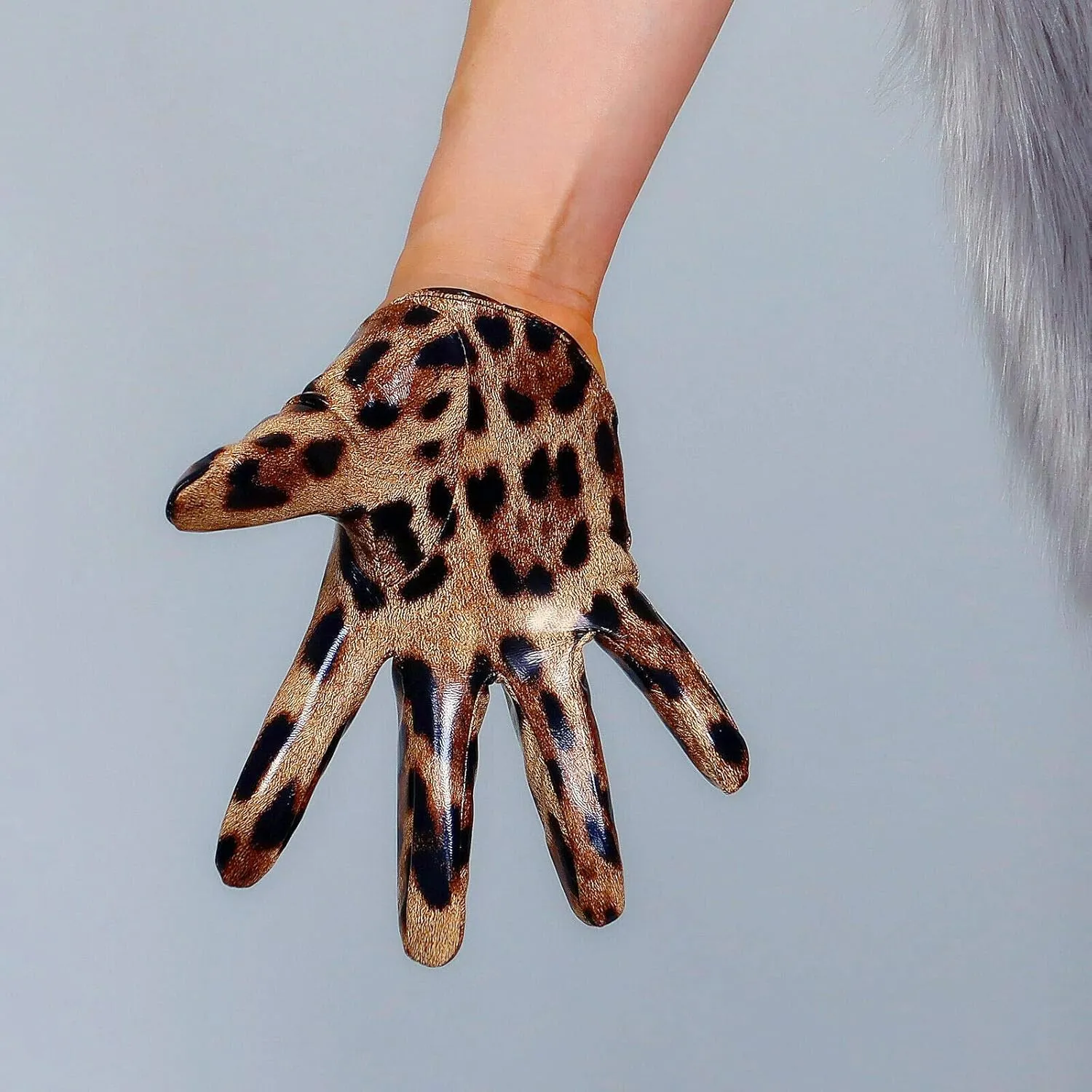 DooWay Fashion Short Leather Gloves for Women Costume Wet Look Faux Patent PU Driving Dress Gloves