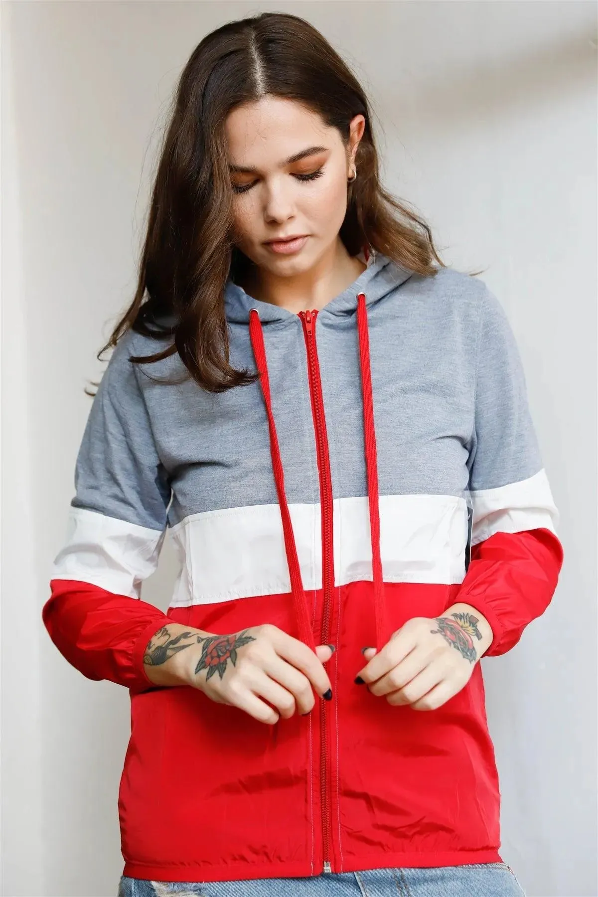 Grey Red & White Colorblock Zip-Up Hooded Wind Jacket /1-2-2-1
